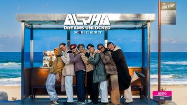 Perjalanan Alpha kini melangkah ke tahap baharu apabila mereka dihantar ke Seoul, Korea Selatan untuk menjalani latihan intensif. Di sana, setiap detik penuh dengan cabaran, drama, air mata, suka dan duka.