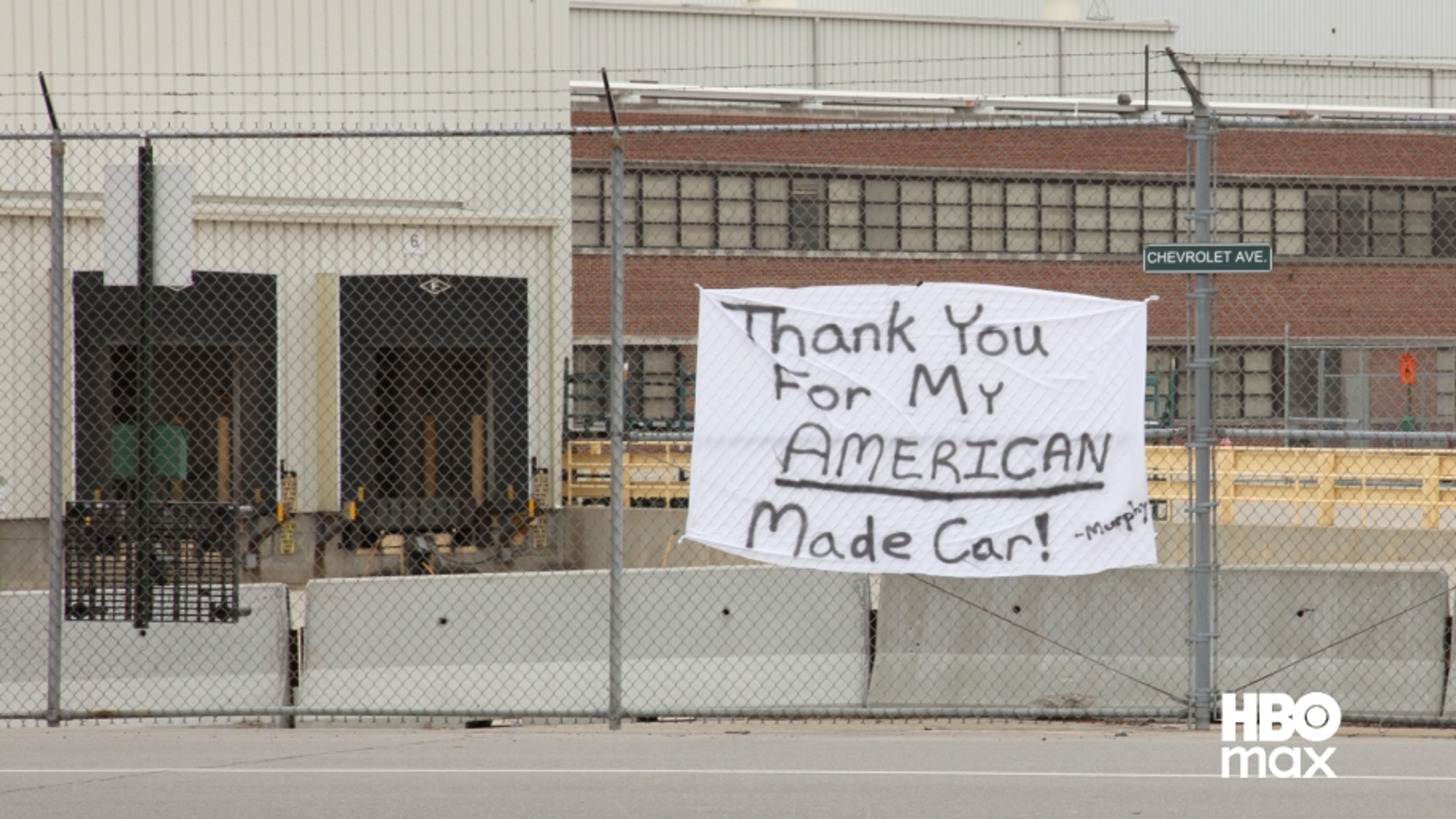 The Last Truck: Closing Of A Gm Plant
