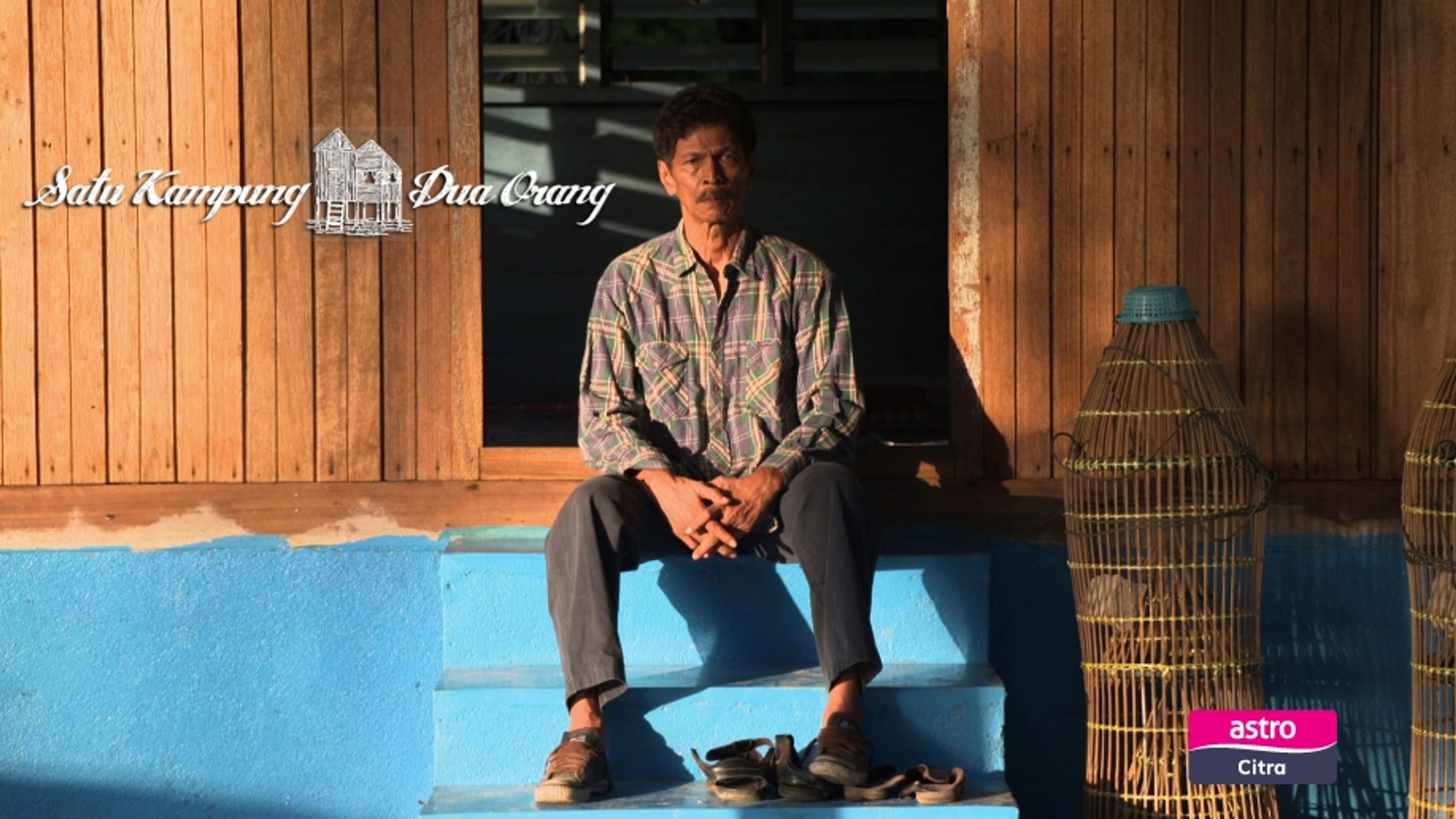 Satu Kampung Dua Orang