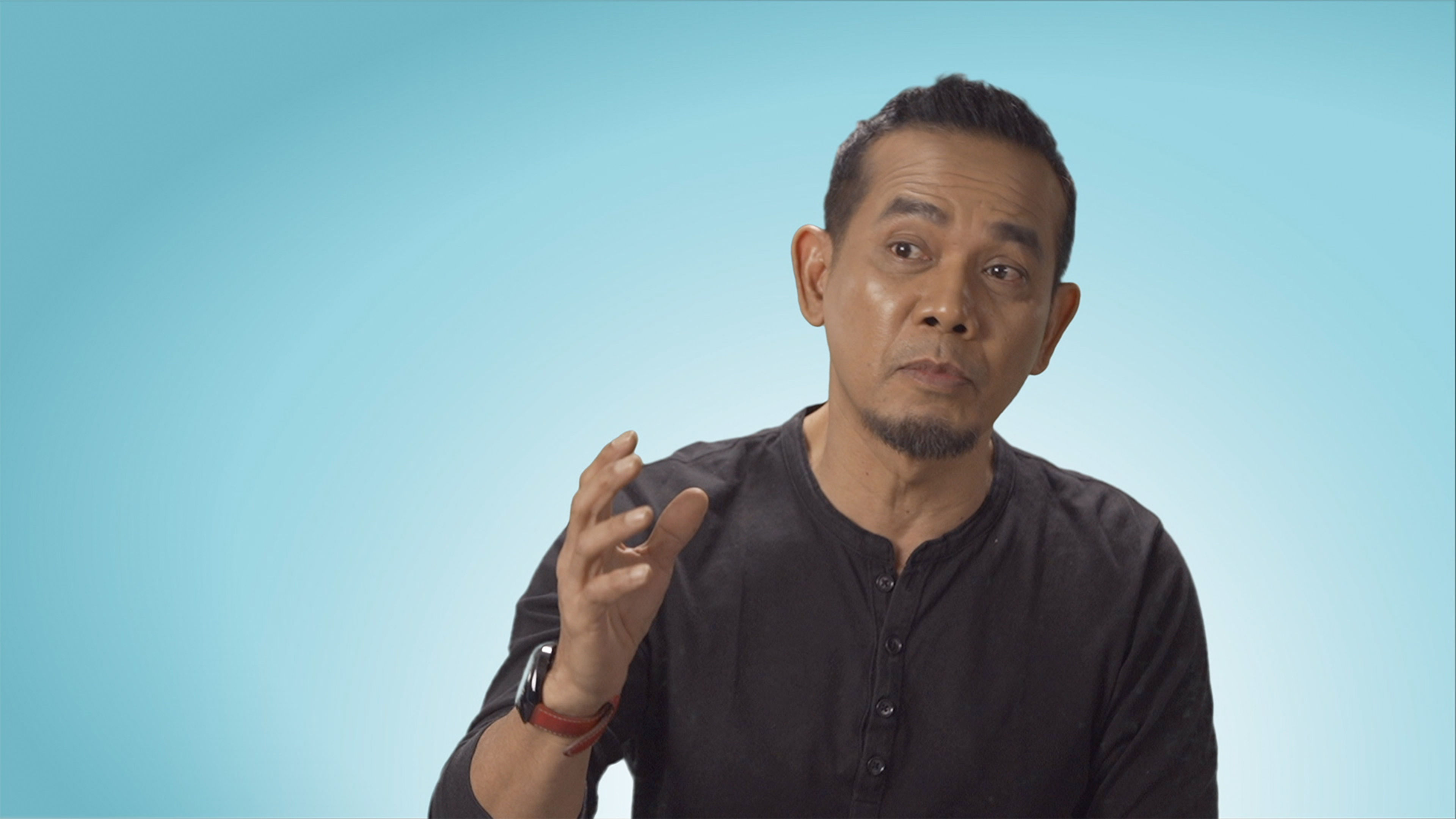 expeRIAnce: Know My Name