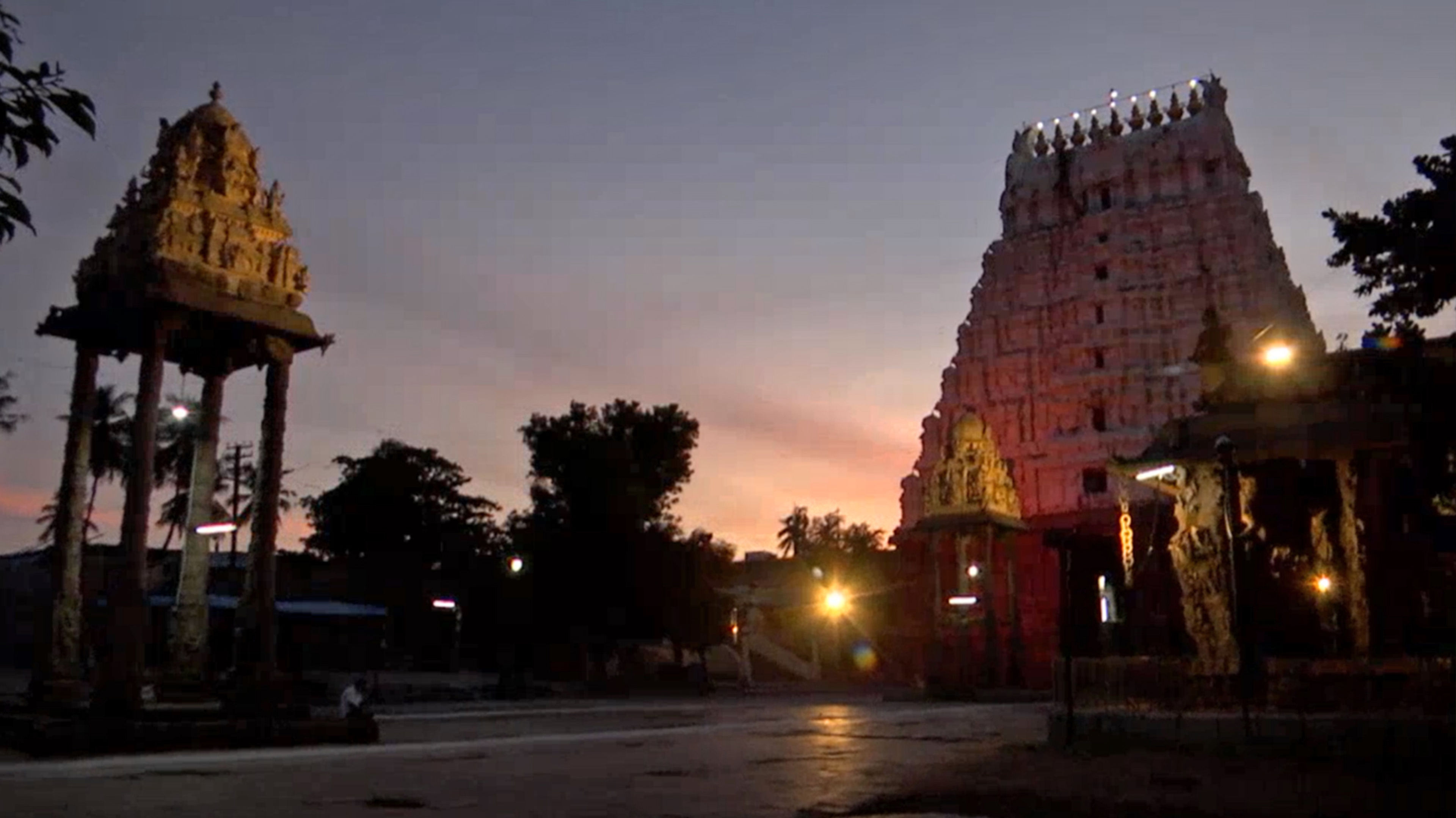 Mann Pesum Sarithiram