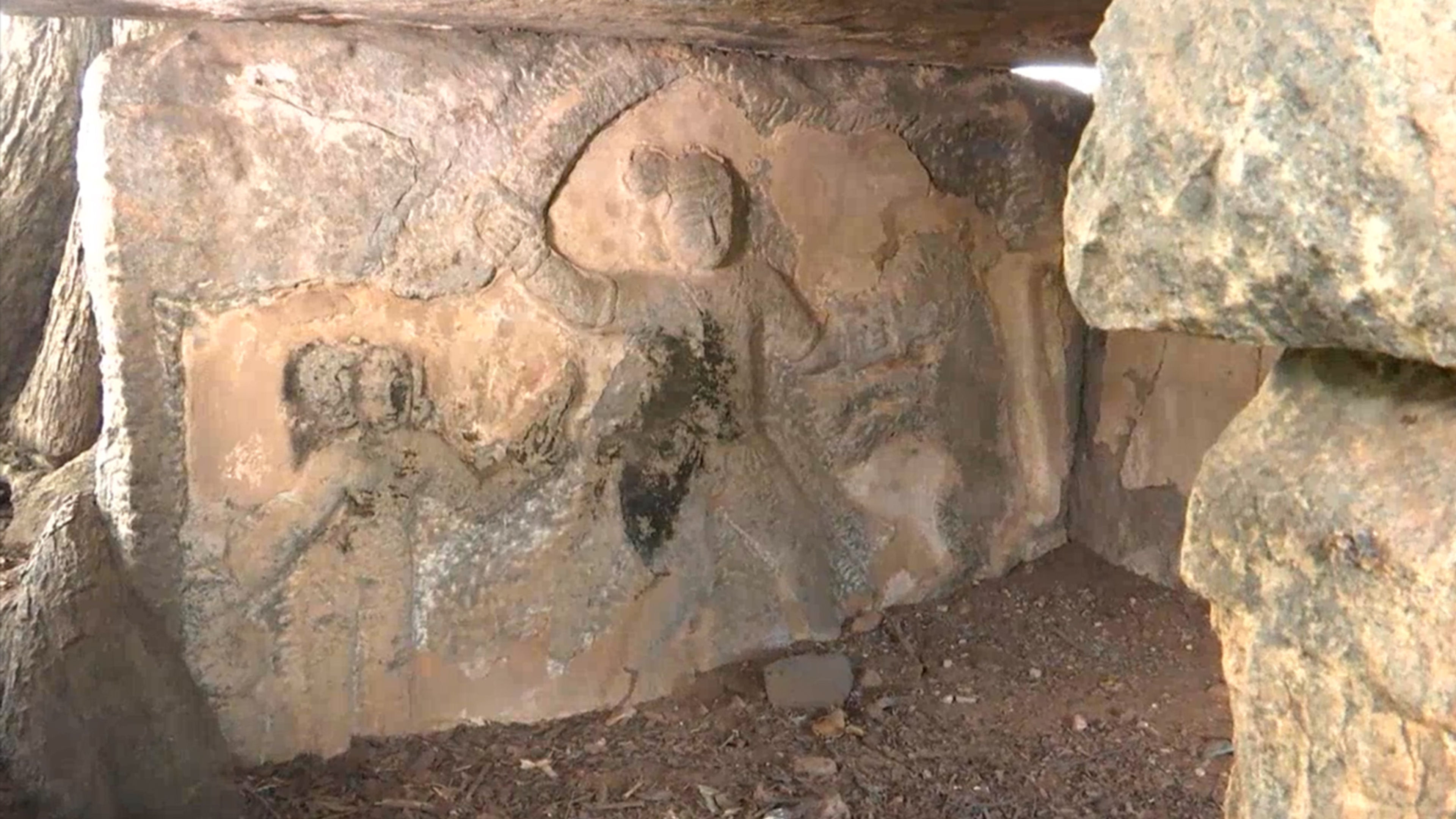 Mann Pesum Sarithiram