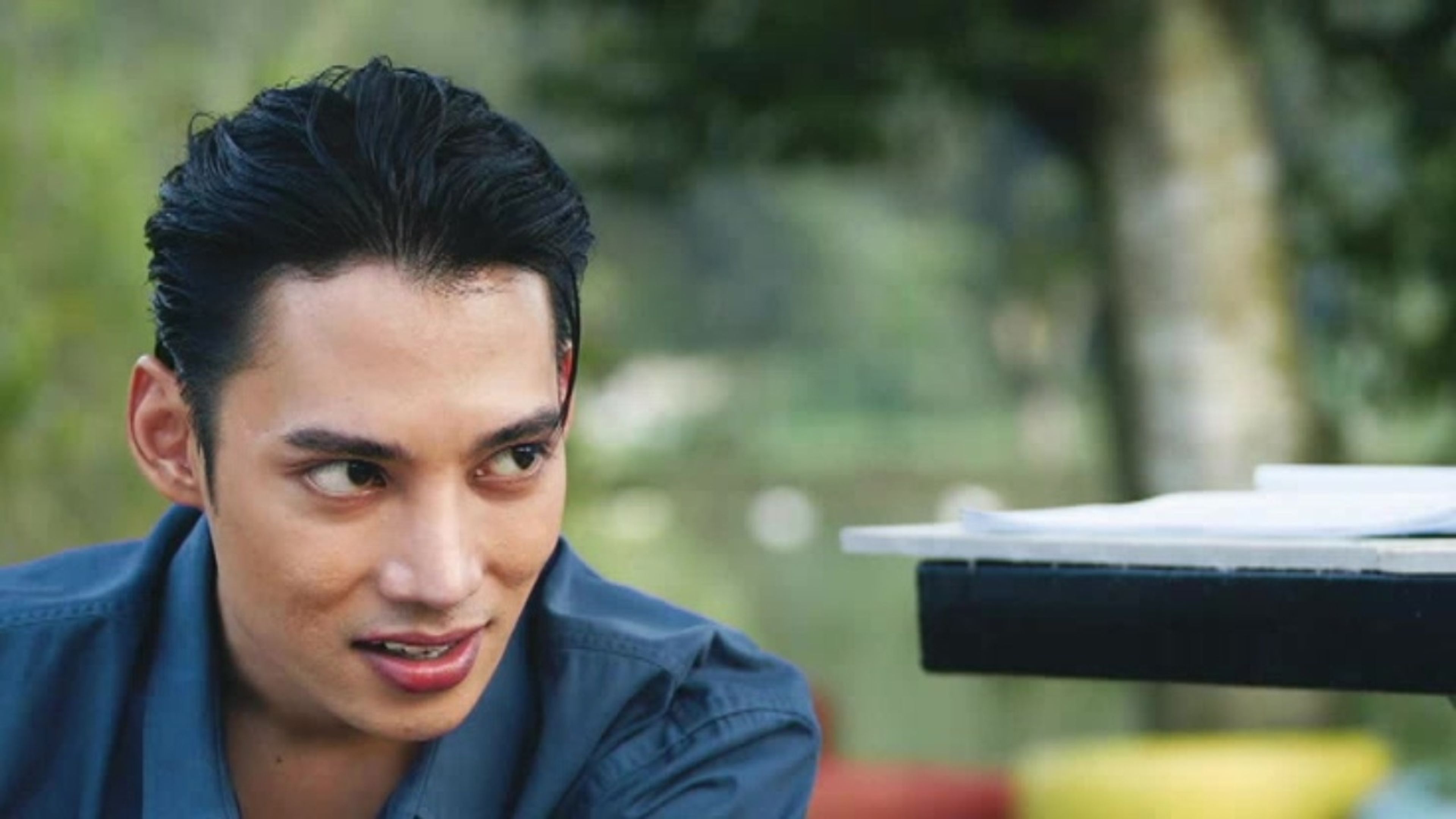 My Famous Ex Boyfriend