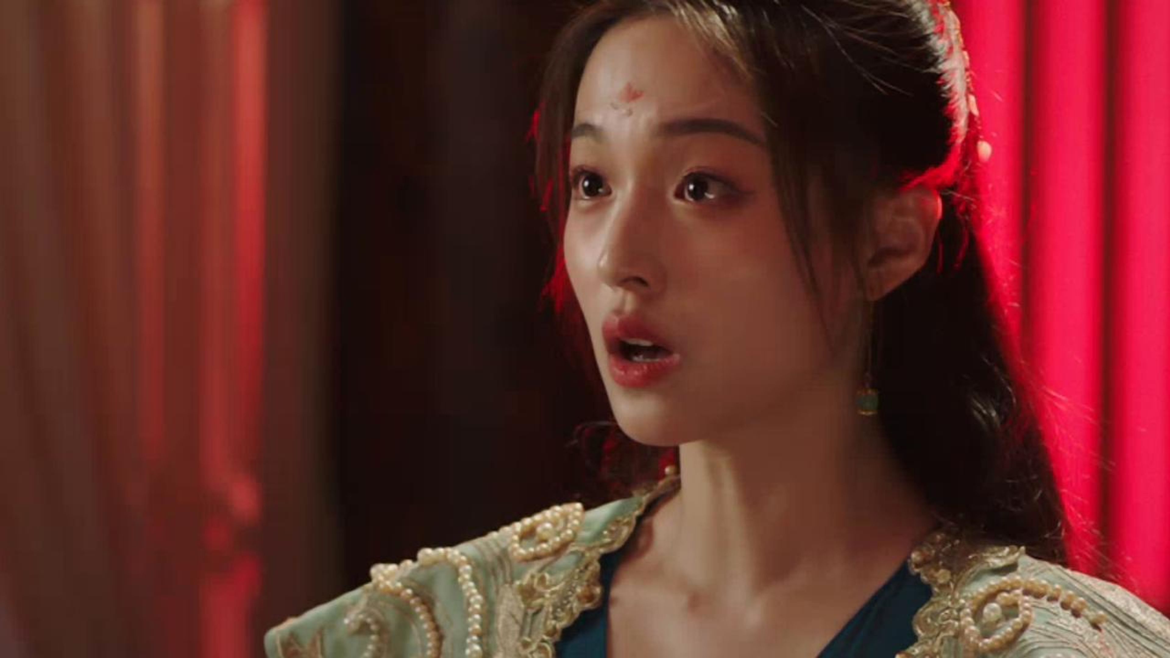 Drawing The Sword Reflects Peach Blossoms