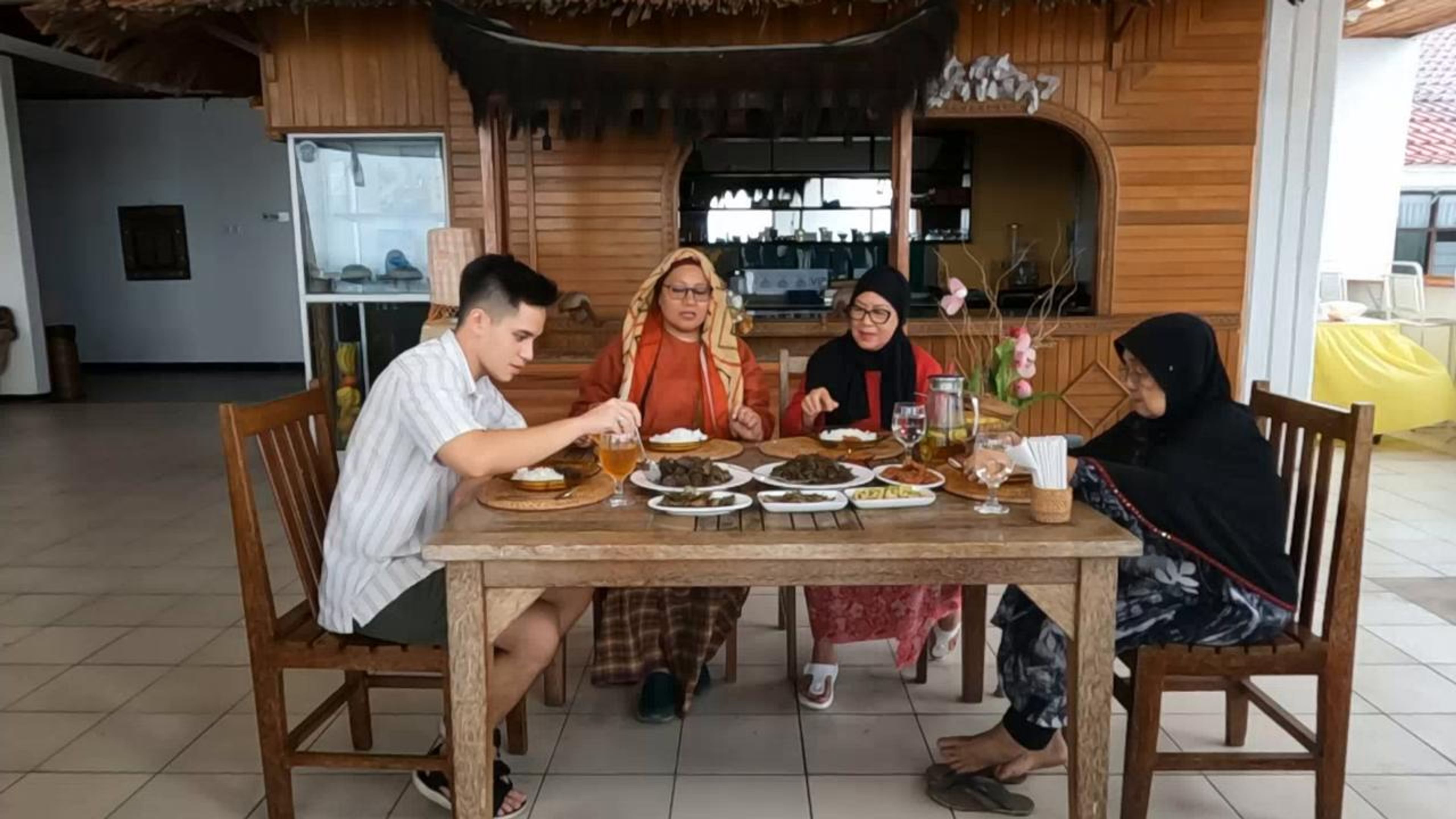 Southeast Asia On A Plate