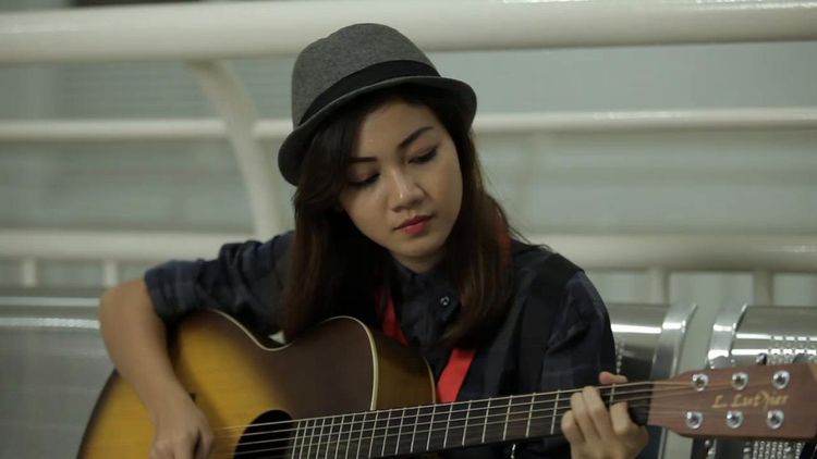 Dee The Series