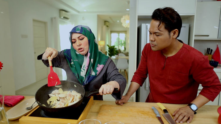 Kak Kek & Abe Mmasok