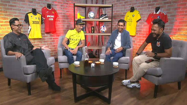 Bola Dulu Baru Kamu!