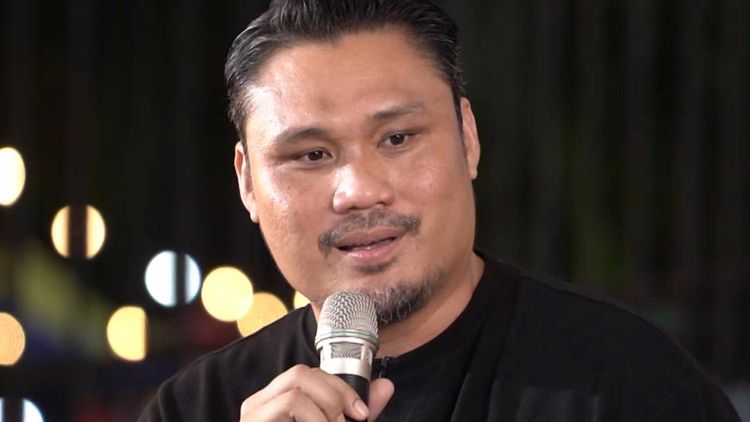 Bola Dulu Baru Kamu!