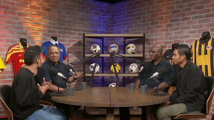 Bola Dulu Baru Kamu!