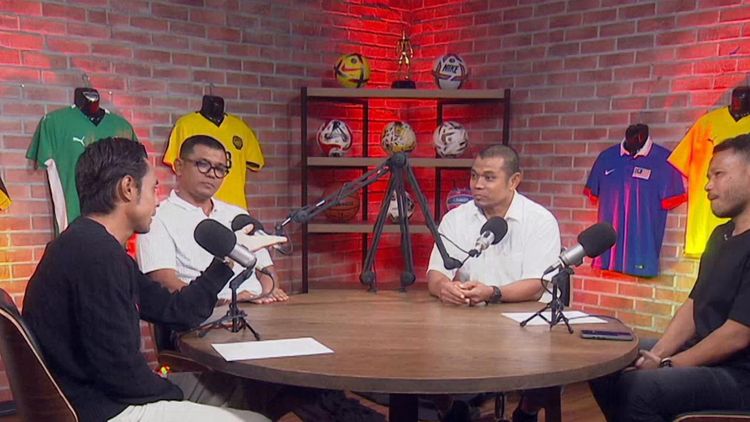 Bola Dulu Baru Kamu!