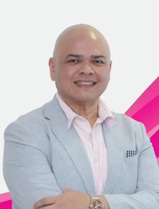 Picture of Rene w background
