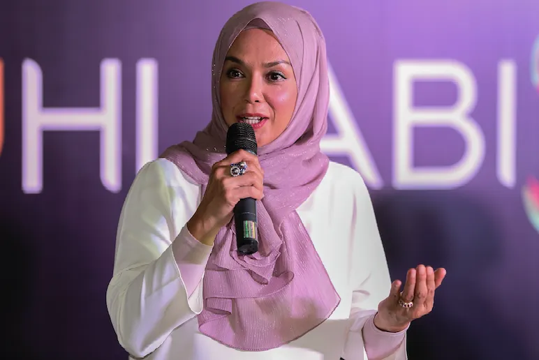 Pencarian Ikon Wanita Moden Masa Kini Menerusi ‘Ratu Hijabista’